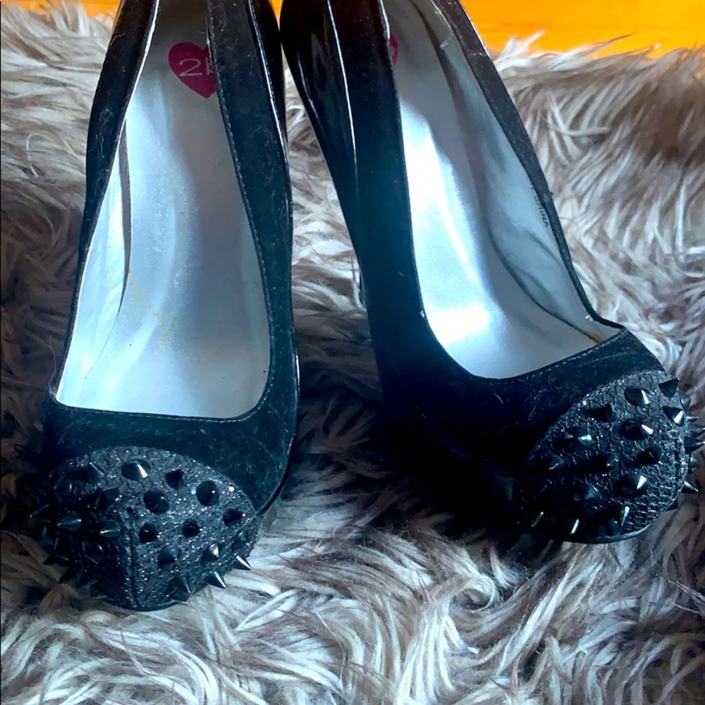 Studded Pumps